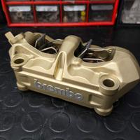 Pinza Brembo triple Bridge Radiale 100 mm Motard 