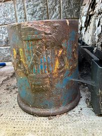 Fascimo  cippo in ghisa con fascio