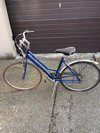 Bicicletta per pezzi di ricambio