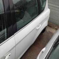 Porta posteriore sinistra FORD KUGA del 2010