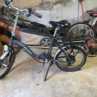 Bici elettrica pieghevole