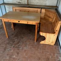 Tavolo con panca angolare