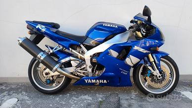 Yamaha R1 1999