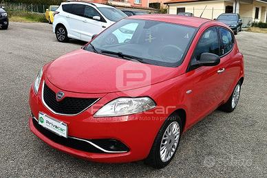 LANCIA Ypsilon 1.2 69 CV 5 porte Gold