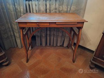 Scrittoio antico in legno