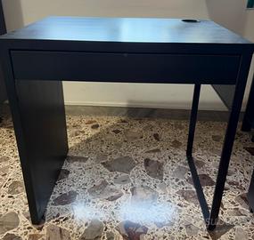 Scrivania ikea