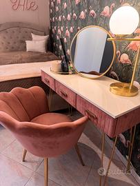 Consolle/postazione trucco/poltrona/comodino