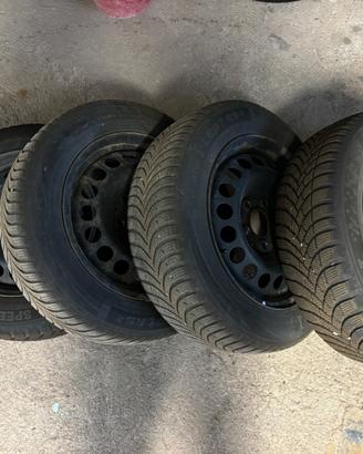 Gomme e cerchi Mercedes Classe A e B 185/65 15