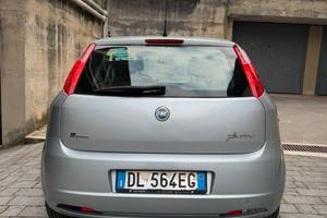 Fiat grande punto 1.2 benzina NEOPATENTATI