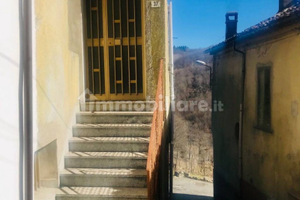 Appartamento a Carlopoli (CZ)