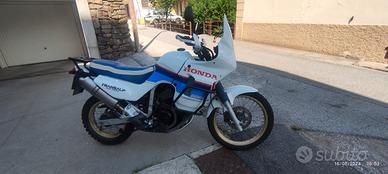 Honda XL 600 V Transalp - 1986