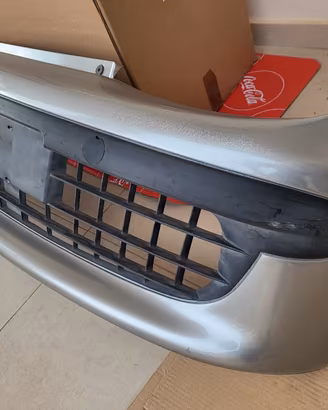 Paraurti anteriore fiat 600 