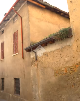 CASA DI CORTE A CREMELLA