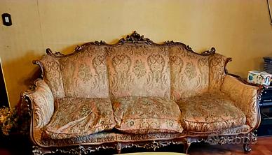 Divano 3 posti + 2 poltrone