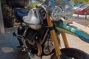 GUZZI V85TT 