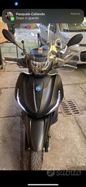 Beverly 300s