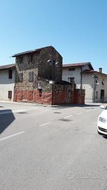 Casetta di inizio '900 da ristrutturare
