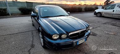 Jaguar X-Type 2.2  155 cv
