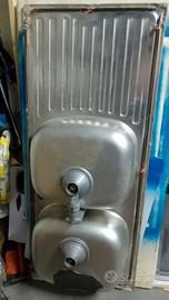 lavello in acciaio inossidabile