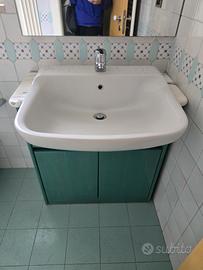 Mobile bagno compreso di lavandino, specchio, pian