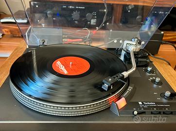 Giradischi Technics SL-1900