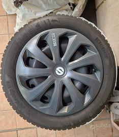 4 cerchi con gomme invernali Fiat 500 185 55 R15 