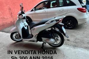Honda sh 300