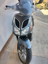 Aprilia sportcity 125