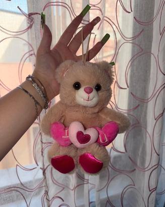 peluche orsetto tenero