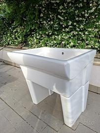 Lavatoio da giardino