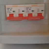 quadretto con interruttori stacco batteria 