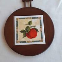 Tagliere decorativo in legno e ceramica 