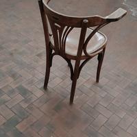 sedia legno con braccioli