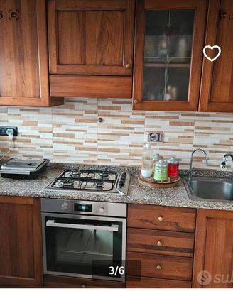 cucina completa con forno 