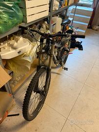 BICI ENDURO SPECIALIZED