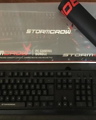 Tastiera, mouse e tappetino da gaming