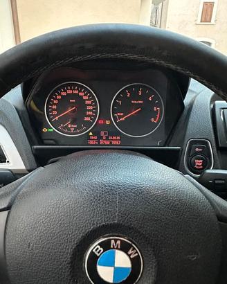 BMW serie 1 ,  2000 turbo
