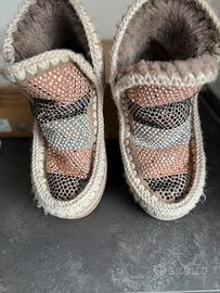 Stivaletto con pellicciotto “Mou”