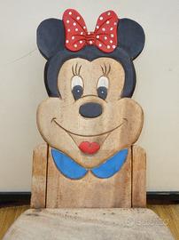 Vecchia sedia per bambini con personaggio Disney