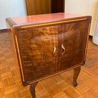 Comodino in legno vintage
