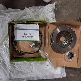 Kit frizione e volano Valeo  FULLPACK DMF   837073