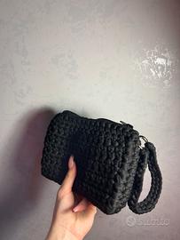 pochette nera