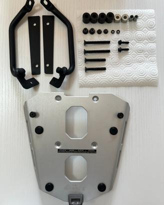 Givi SRA3112, piastra per bauletto VStrom