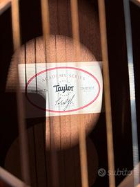 Taylor GS Academy  tutta  in Noce