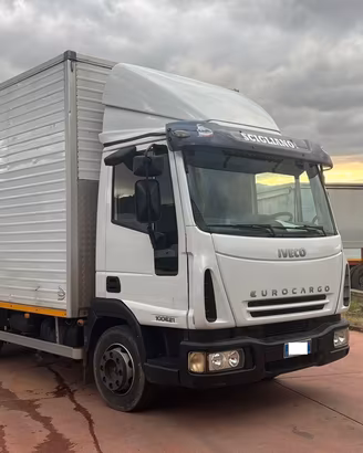 IVECO 100 CASSONATO CON SPONDA