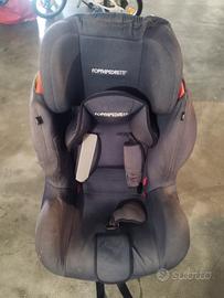 Seggiolino auto e marsupio (leggi descrizione)