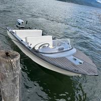 Crestliner Mustang 14 1963 25/35cv evinrude