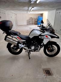 benelli trk 502 x 
