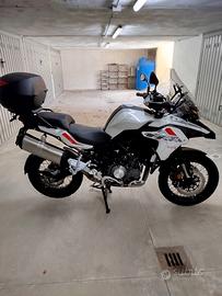 benelli trk 502 x 