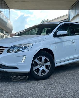 VOLVO XC60 D4 AWD Geartronic